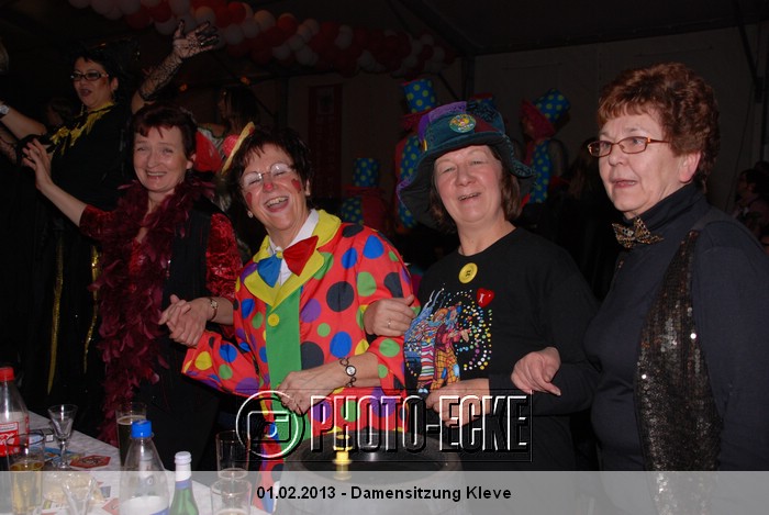 052.jpg