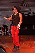 060.jpg