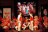 070.jpg