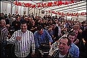 051.jpg