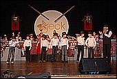 041.jpg