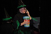 048.jpg