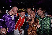 057.jpg