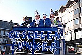 052.jpg