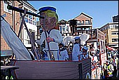 142.jpg