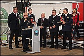 051.jpg