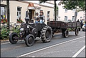 050.jpg