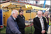 052.jpg