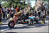 035.jpg