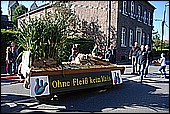 041.jpg
