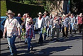 050.jpg