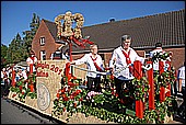 072.jpg