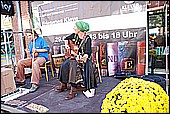 011.jpg