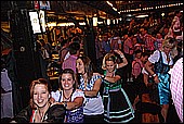 071.jpg